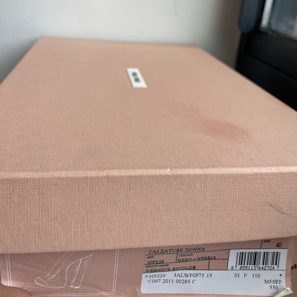 Miu Miu Pantent Leather Pumps - Picture 3 of 16